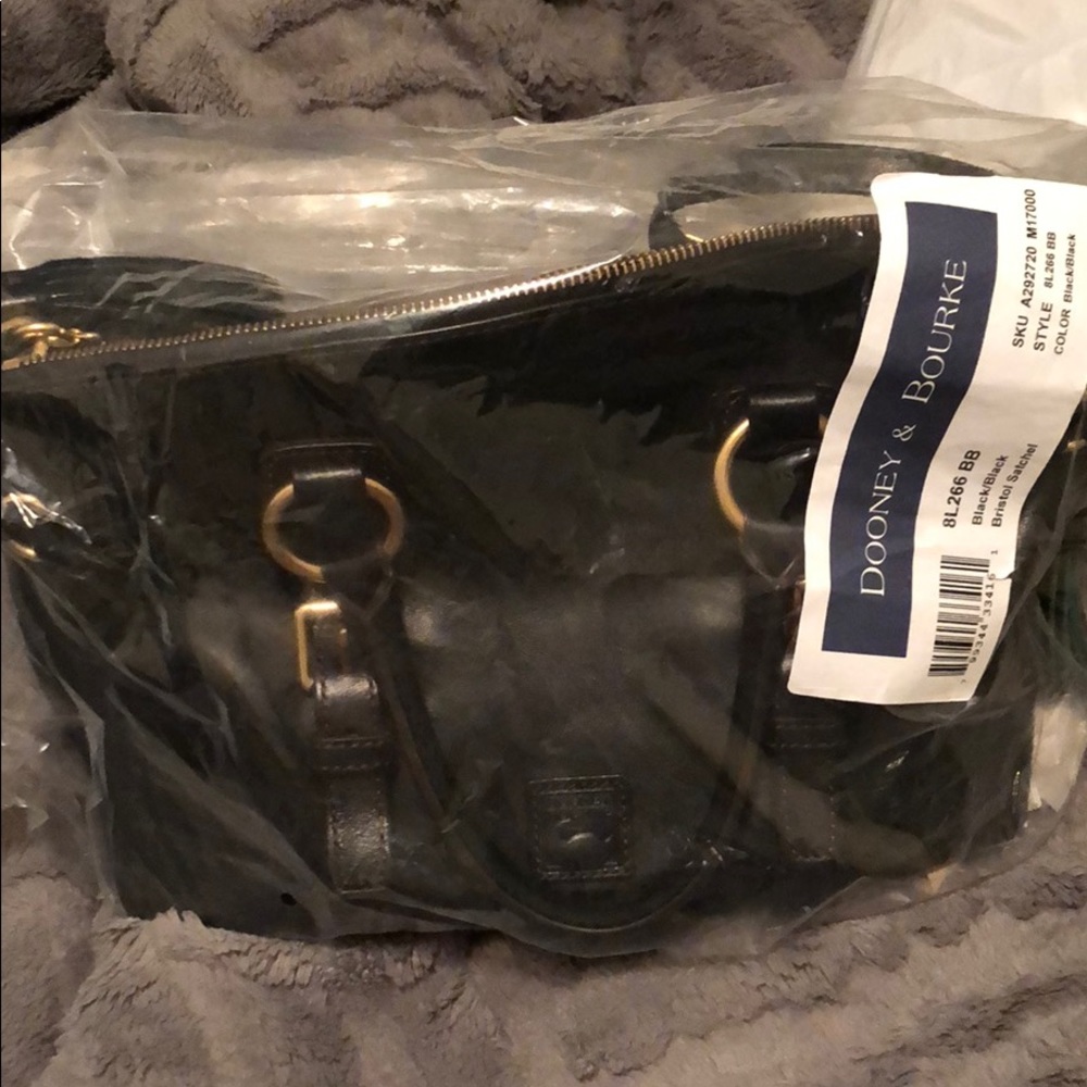 Dooney & Burke